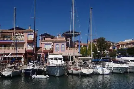 Great Location! Pool View Apartamento